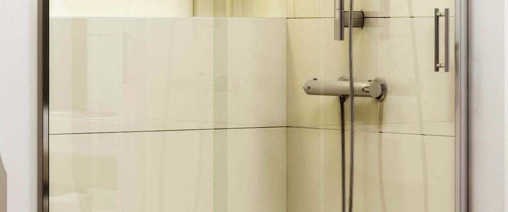 widok baterii Begonia w kabinie prysznicowej
